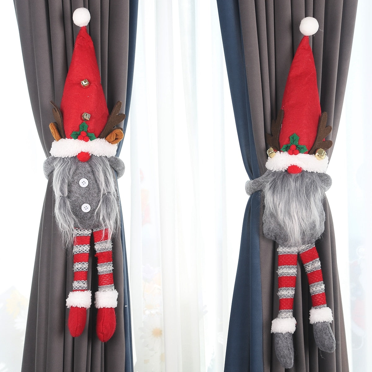 Santa's Sleigh Ride Curtain Hook