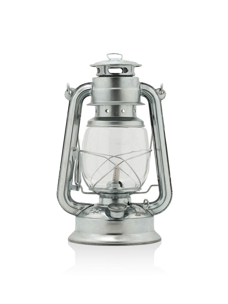 Nostalgic Camping Side Outdoor Kerosene Lantern Lamp