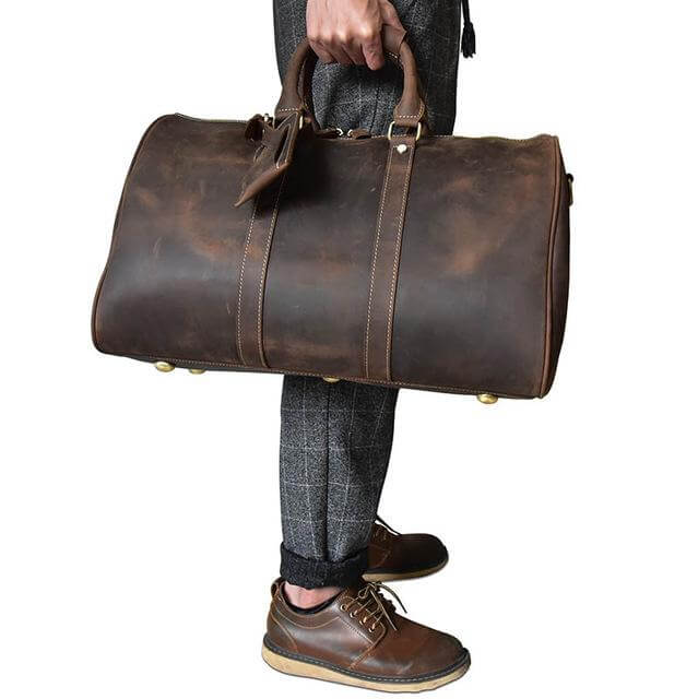 Glossy cow leather travel bag