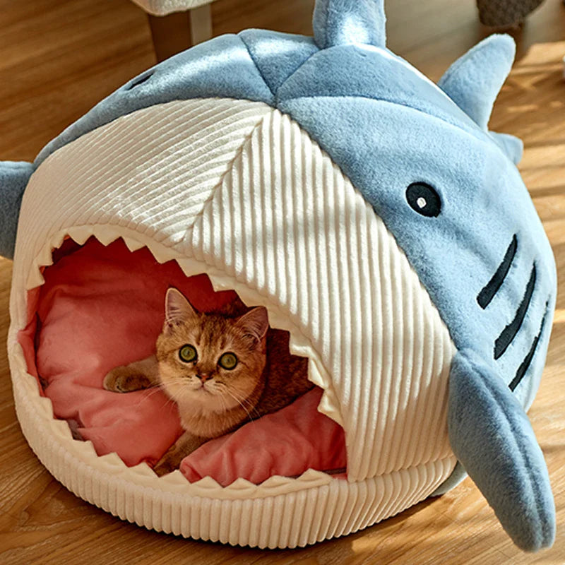 Sleepy Shark Portable Warm Pet House