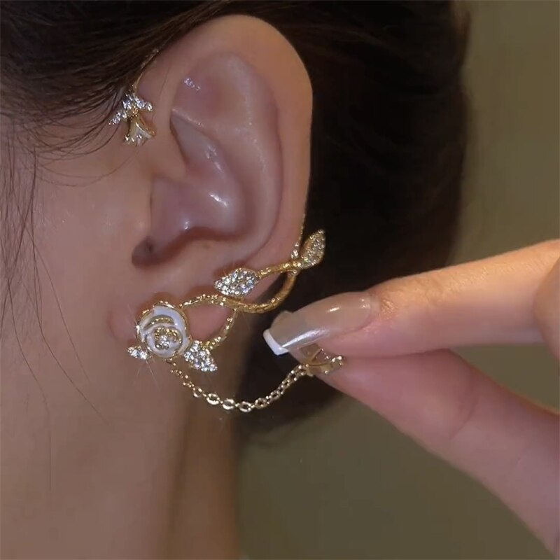 Elegant Vintage Vibes Ear Clip