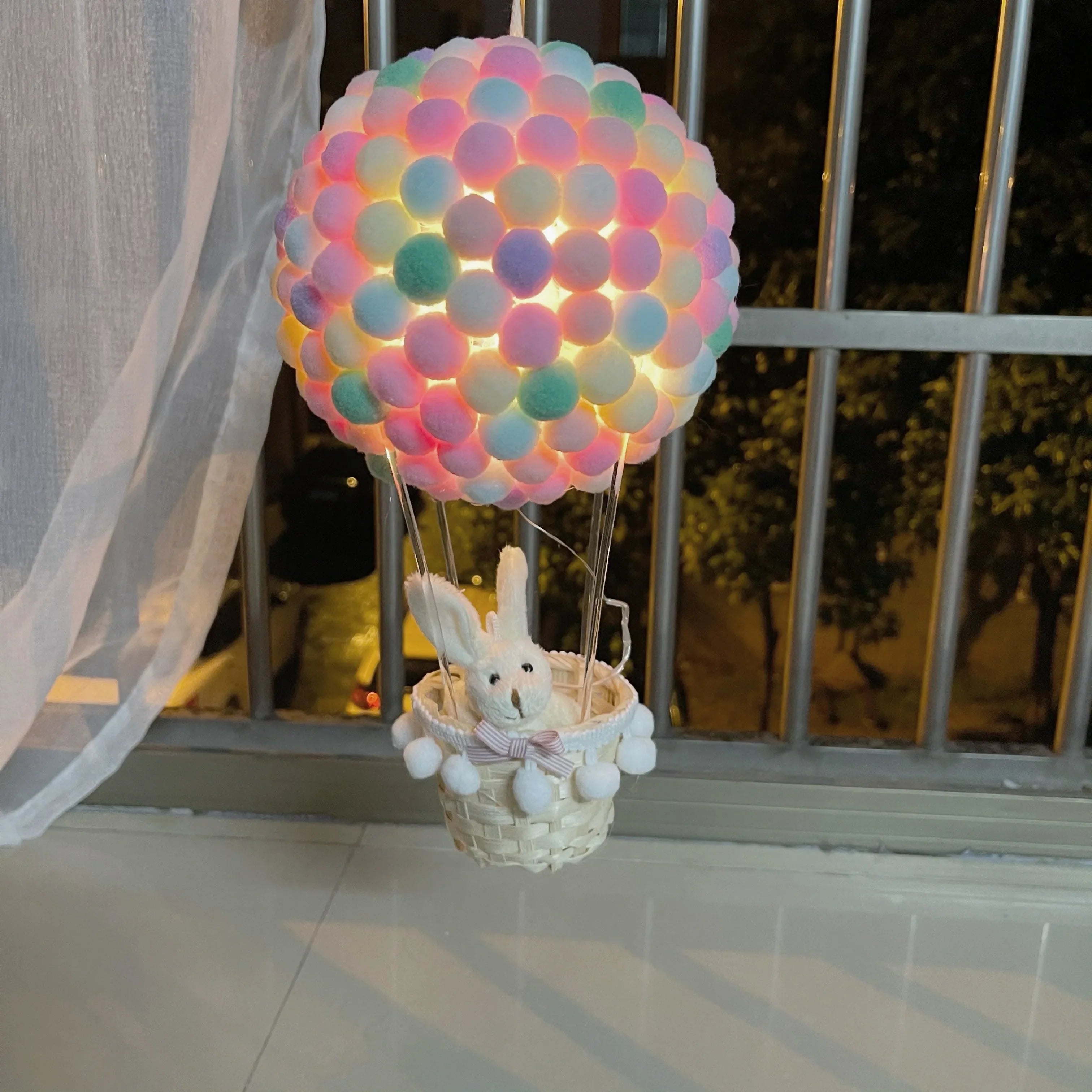 DIY Hot Air Balloon-Shape Flying Animals Night Lamp