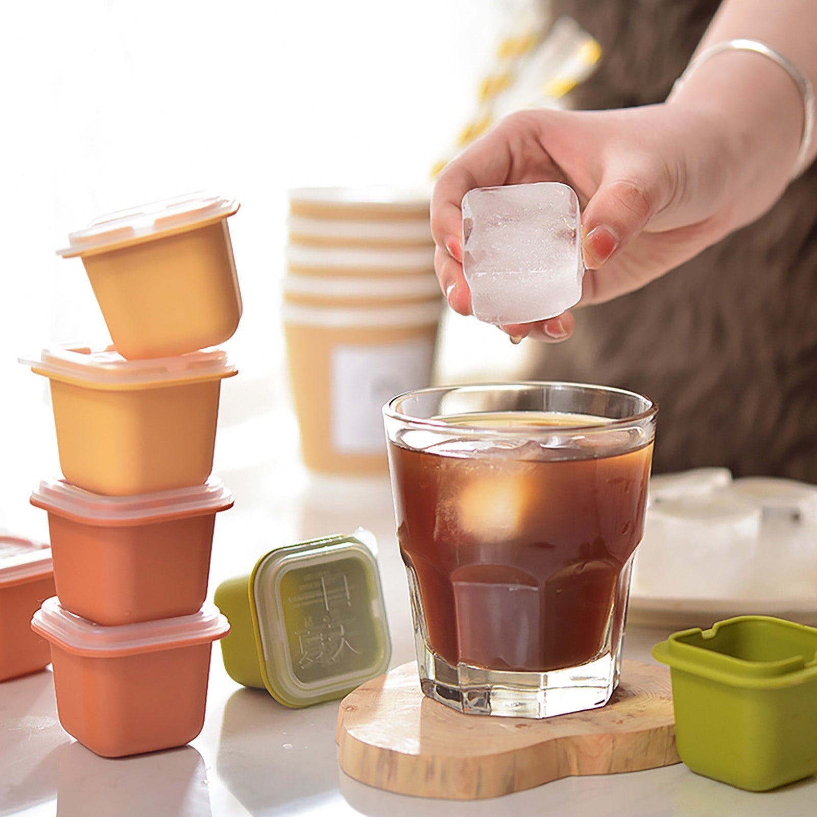 Stackable Ice Cube Maker Set