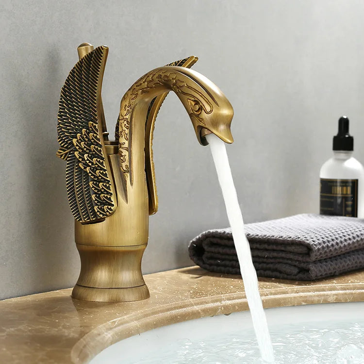 Swan Single Handle Golden Basin Faucet