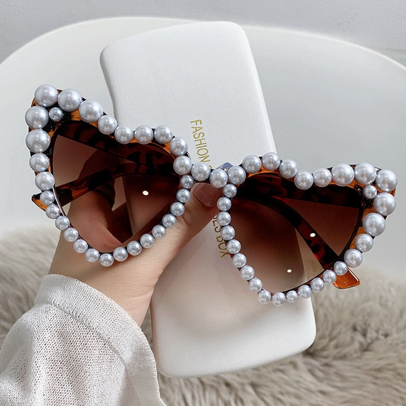 Pearl Heart Retro Cat Eye Sunglasses