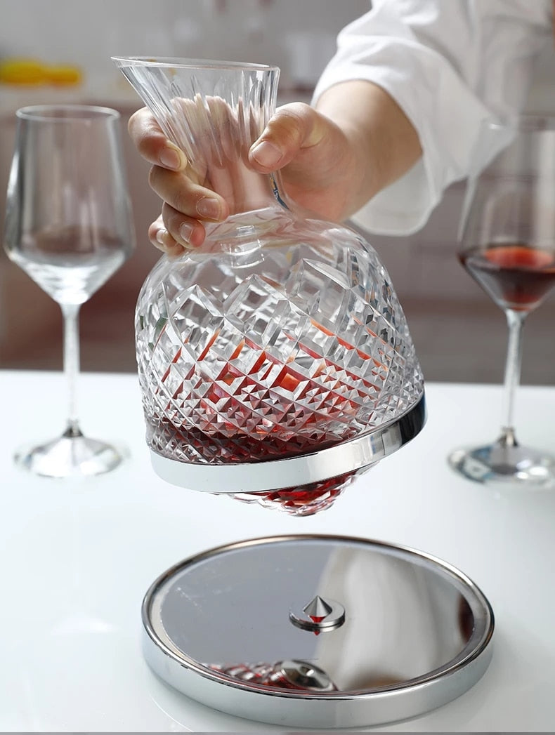 Elegant Crystal Spinning Glass Wine Decanter