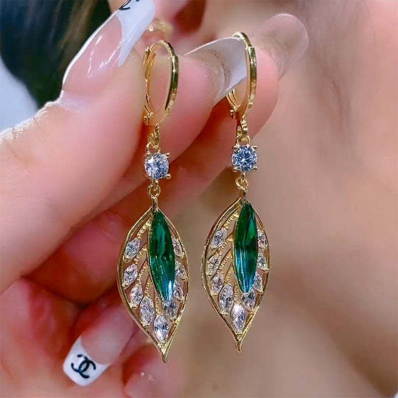 Leaf Shiny Zircon Earring