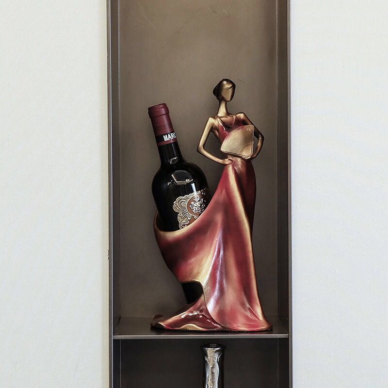 Modern Family Figurines Wine Holder