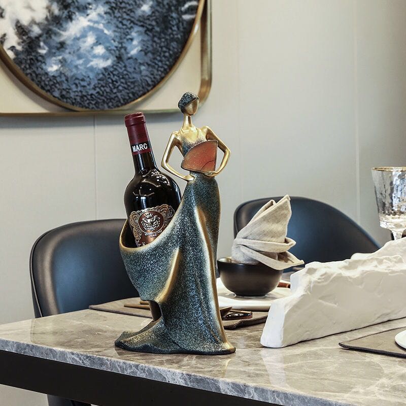 Modern Family Figurines Wine Holder