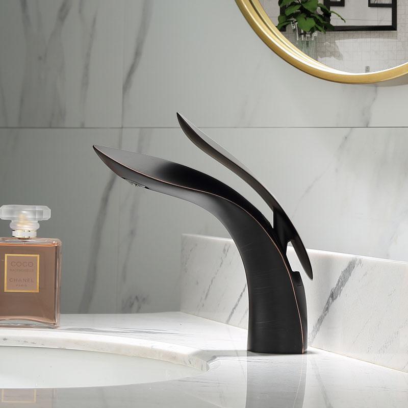 Luxury Elegant Waterfall Faucet