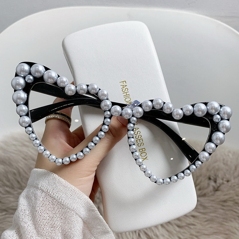 Pearl Heart Retro Cat Eye Sunglasses