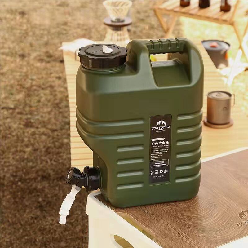 Portable Built-in Tap Camping Water Tank