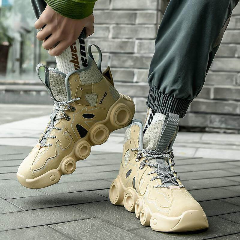 Roller Skate Shape Comfy Men Running Shoes