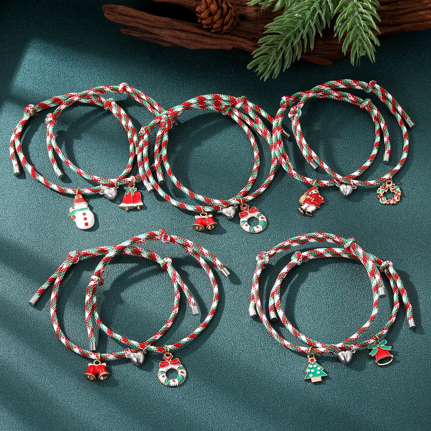 Holiday Hugs Magnetic Bracelet