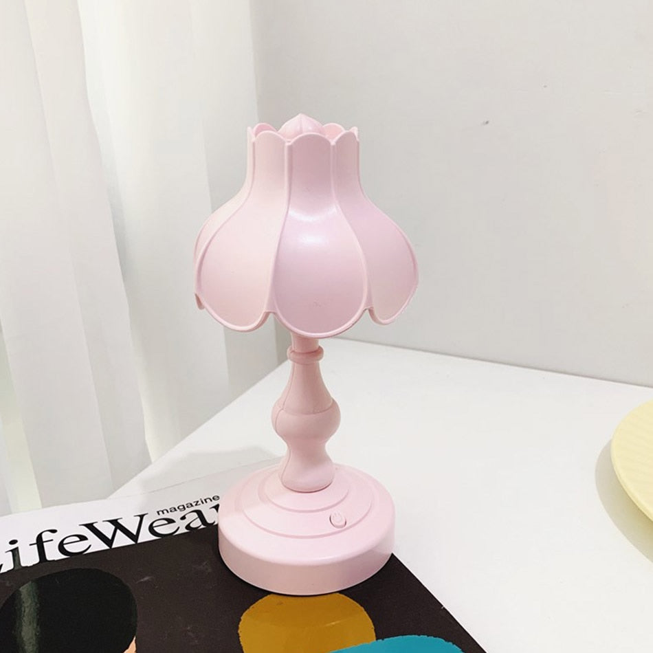 Retro Lotus Desktop Lamp